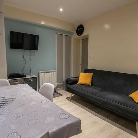 Studio Place De La Barre Le Cosy Apartment มากง ภายนอก รูปภาพ